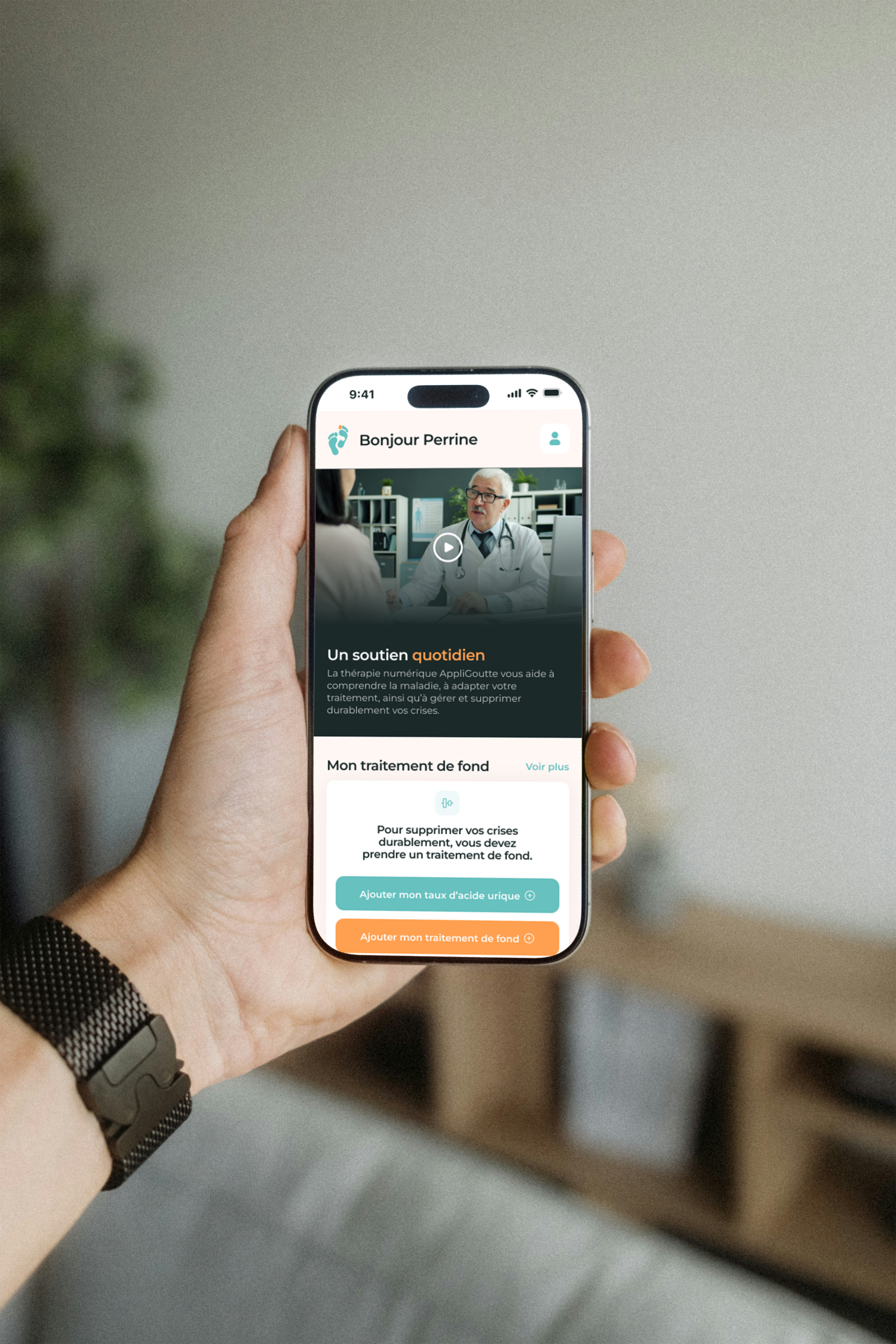 Mockup Application Applpigoutte tenue dans une main